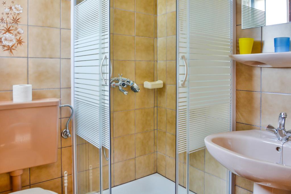 Bella Vista Apartments Crikvenica Bagian luar foto