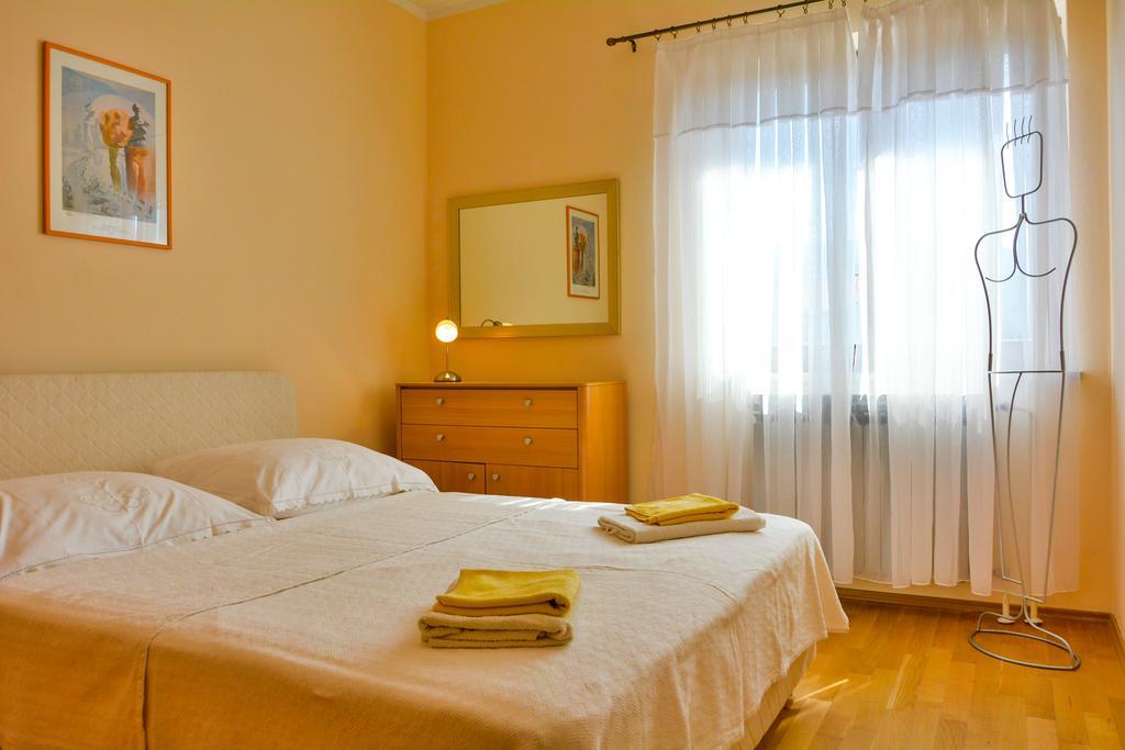 Bella Vista Apartments Crikvenica Bagian luar foto