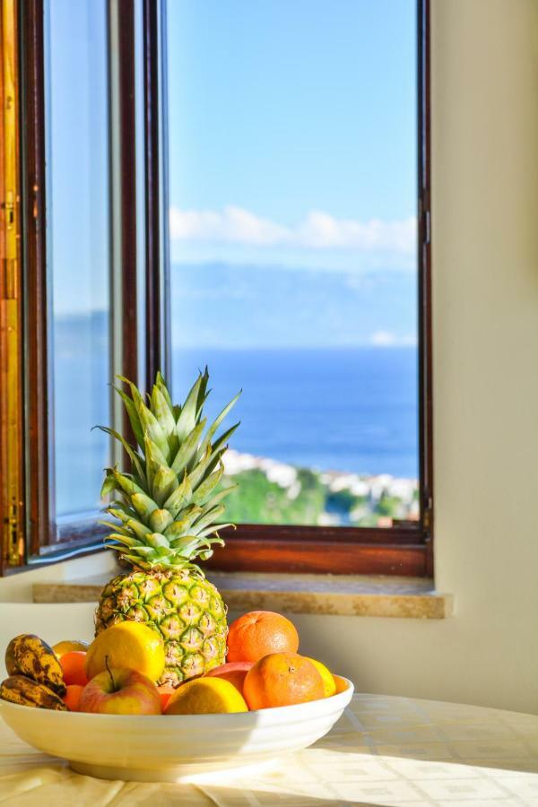Bella Vista Apartments Crikvenica Bagian luar foto