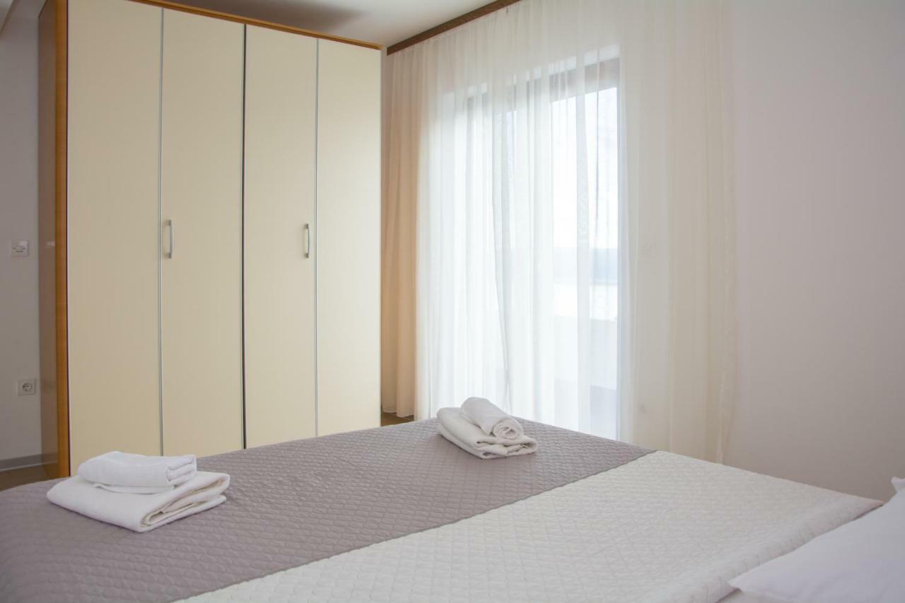 Bella Vista Apartments Crikvenica Bagian luar foto